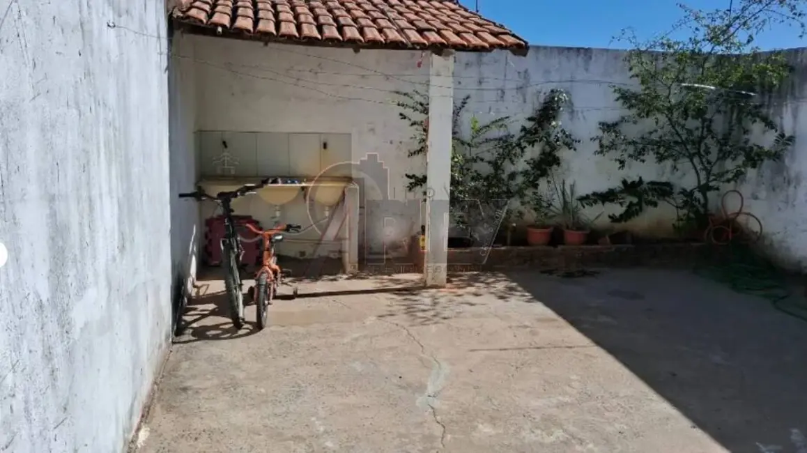 Foto 3 de Casa com 3 quartos à venda, 180m2 em Antônio Pimenta, Montes Claros - MG