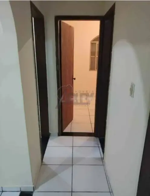 Foto 9 de Casa com 3 quartos à venda em Vila Guilhermina, Montes Claros - MG