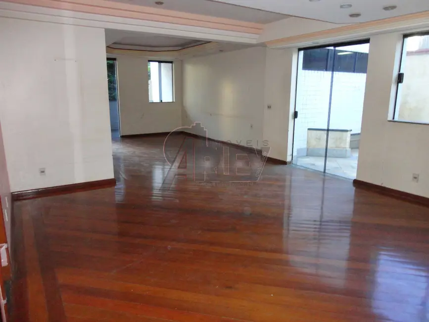 Apartamento com 3 quartos à venda em Centro, Montes Claros - MG - imagem 9 Foto 9 de Apartamento com 3 quartos à venda em Centro, Montes Claros - MG