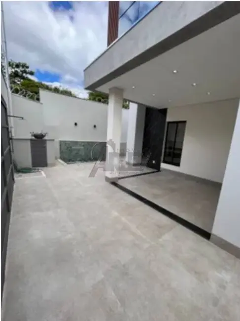 Foto 5 de Casa com 4 quartos à venda em Ibituruna, Montes Claros - MG