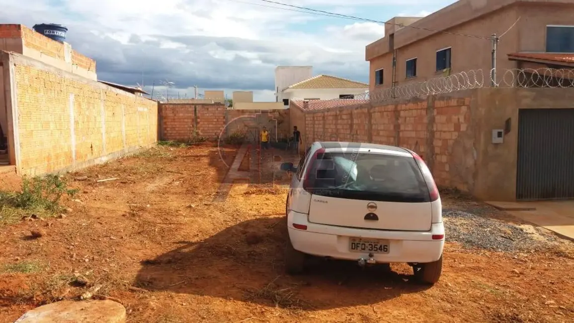 Terreno / Lote à venda, 255m2 em Guarujá, Montes Claros - MG - imagem 7 Foto 7 de Terreno / Lote à venda, 255m2 em Guarujá, Montes Claros - MG