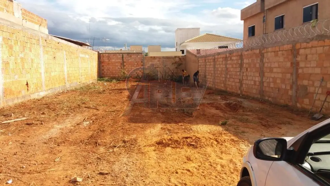 Terreno / Lote à venda, 255m2 em Guarujá, Montes Claros - MG - imagem 6 Foto 6 de Terreno / Lote à venda, 255m2 em Guarujá, Montes Claros - MG