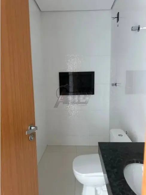 Foto 5 de Casa de Condomínio com 3 quartos à venda em Planalto, Montes Claros - MG