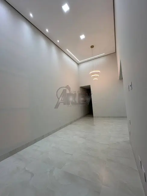 Foto 4 de Casa com 3 quartos à venda, 200m2 em Montes Claros - MG