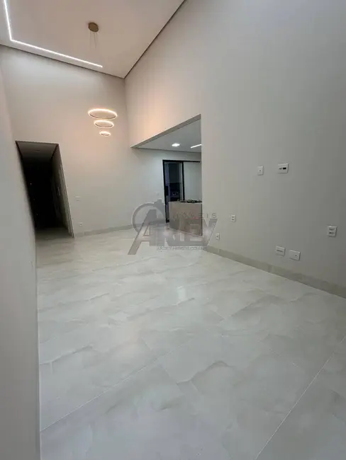 Foto 5 de Casa com 3 quartos à venda, 200m2 em Montes Claros - MG