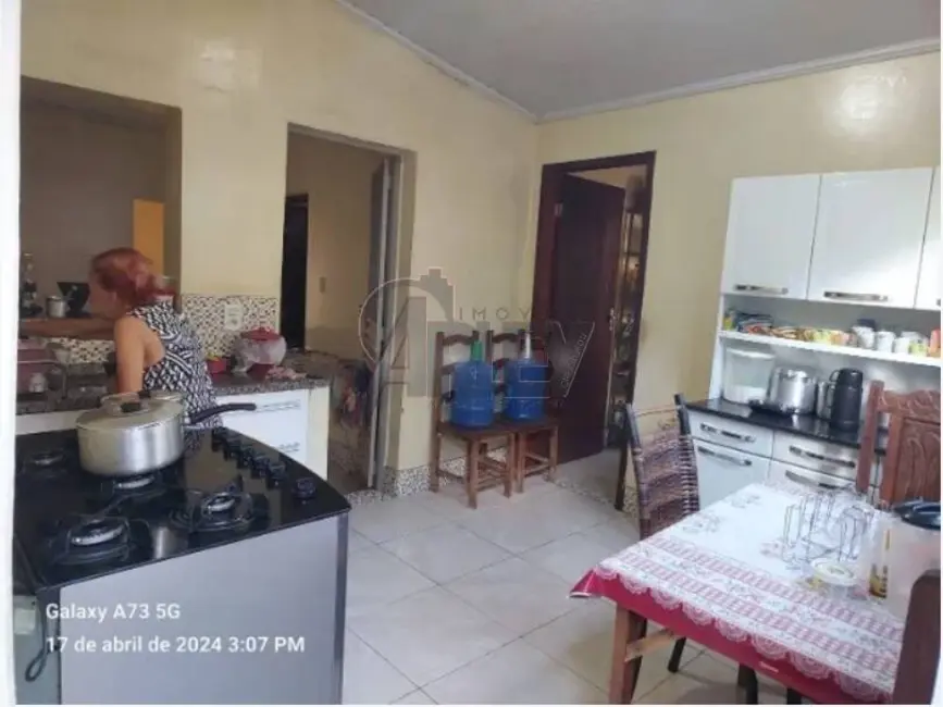 Casa com 4 quartos à venda em São José, Montes Claros - MG - imagem 5 Foto 5 de Casa com 4 quartos à venda em São José, Montes Claros - MG