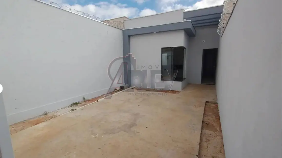 Foto 1 de Casa de Condomínio com 3 quartos à venda em Independência, Montes Claros - MG