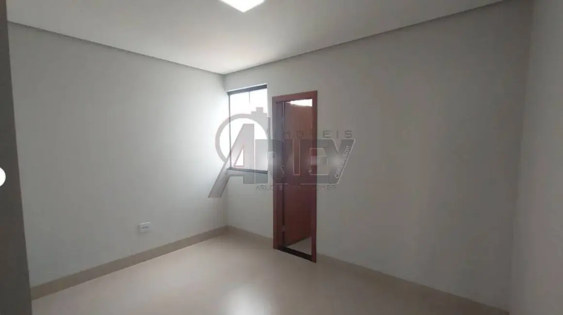 Foto 4 de Casa de Condomínio com 3 quartos à venda em Independência, Montes Claros - MG