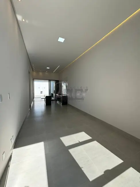 Casa com 3 quartos à venda, 200m2 em Montes Claros - MG - imagem 4 Foto 4 de Casa com 3 quartos à venda, 200m2 em Montes Claros - MG