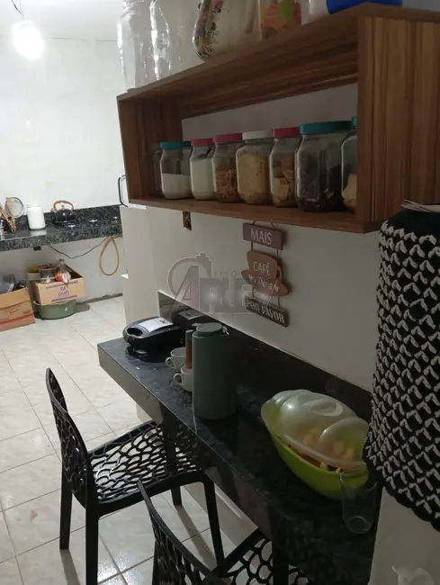 Foto 2 de Casa com 6 quartos à venda, 360m2 em Vila Sion, Montes Claros - MG
