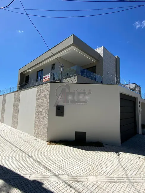 Foto 2 de Casa com 3 quartos à venda, 150m2 em Ibituruna, Montes Claros - MG