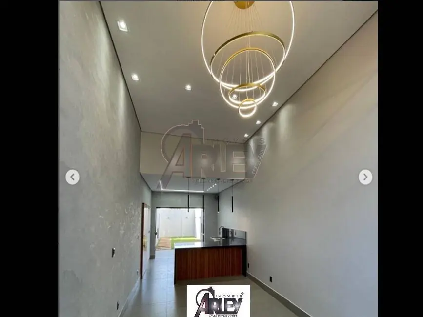 Foto 2 de Casa com 3 quartos à venda em Montes Claros - MG