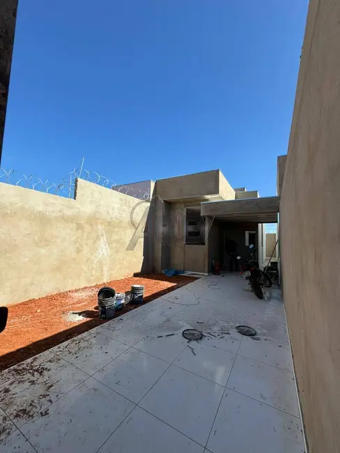 Foto 3 de Casa com 2 quartos à venda, 110m2 em Montes Claros - MG