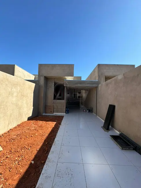 Foto 2 de Casa com 2 quartos à venda, 110m2 em Montes Claros - MG