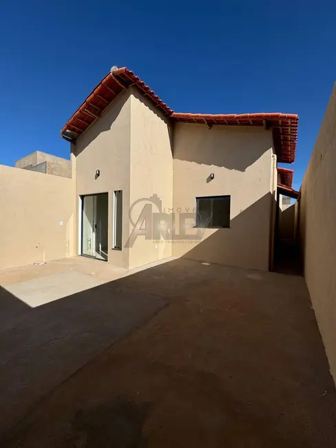 Foto 4 de Casa com 3 quartos à venda, 126m2 em Montes Claros - MG