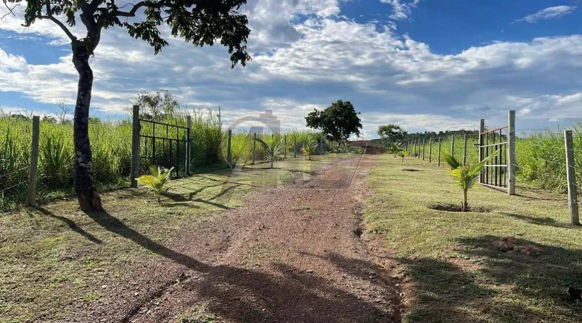 Foto 2 de Chácara à venda em Montes Claros - MG