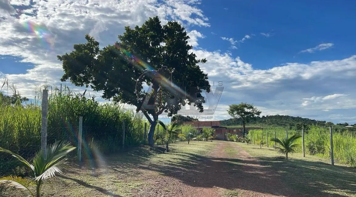 Foto 3 de Chácara à venda em Montes Claros - MG