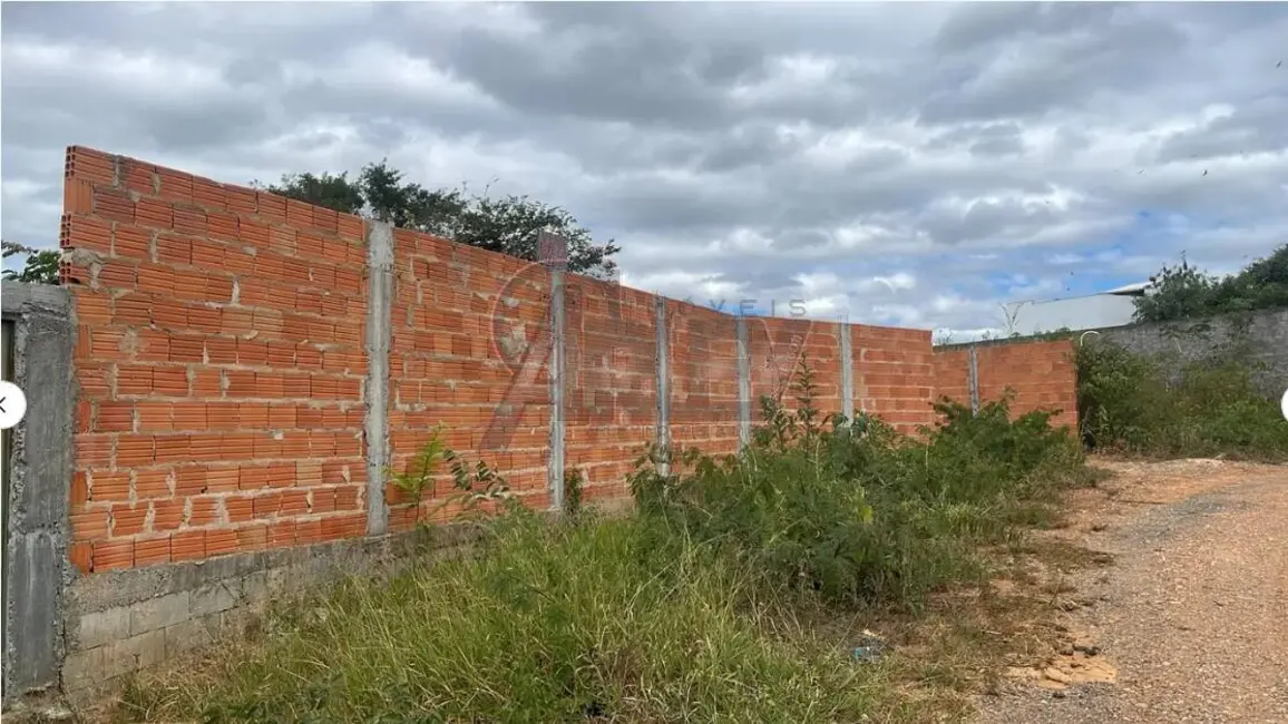 Foto 1 de Terreno / Lote à venda em Montes Claros - MG