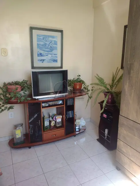 Foto 9 de Casa com 3 quartos à venda em Centro, Montes Claros - MG