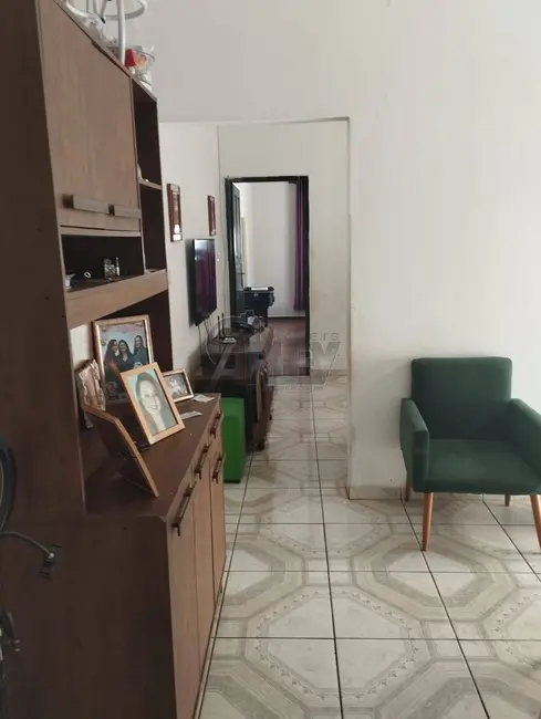 Foto 5 de Casa com 2 quartos à venda, 140m2 em Monte Alegre, Montes Claros - MG