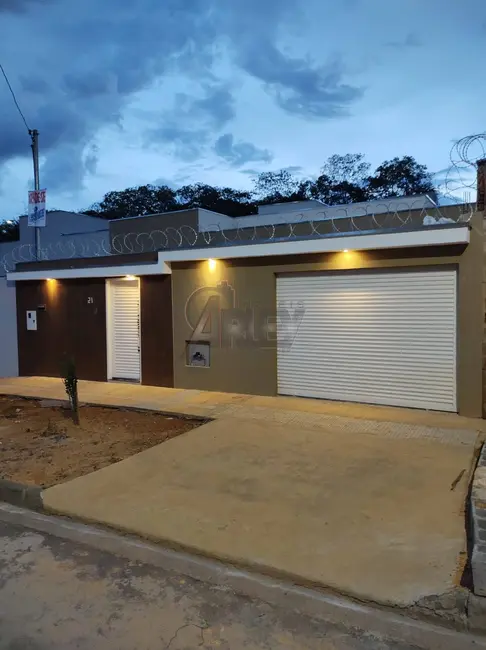 Foto 1 de Casa com 3 quartos à venda, 137m2 em Loteamento Reserva Real, Montes Claros - MG