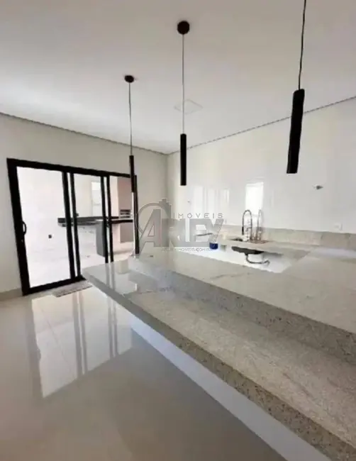 Foto 5 de Casa de Condomínio com 3 quartos à venda em Planalto, Montes Claros - MG