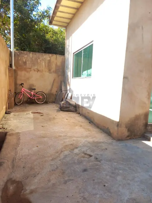 Casa com 3 quartos à venda, 200m2 em Loteamento Novo Jaraguá, Montes Claros - MG - imagem 8 Foto 8 de Casa com 3 quartos à venda, 200m2 em Loteamento Novo Jaraguá, Montes Claros - MG