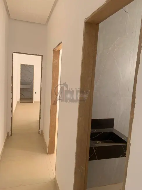 Foto 3 de Casa de Condomínio com 3 quartos à venda, 125m2 em Montes Claros - MG