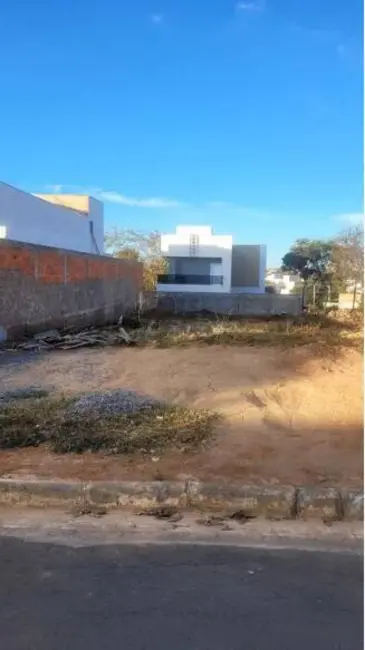 Terreno / Lote à venda, 360m2 em Montes Claros - MG - imagem 6 Foto 6 de Terreno / Lote à venda, 360m2 em Montes Claros - MG