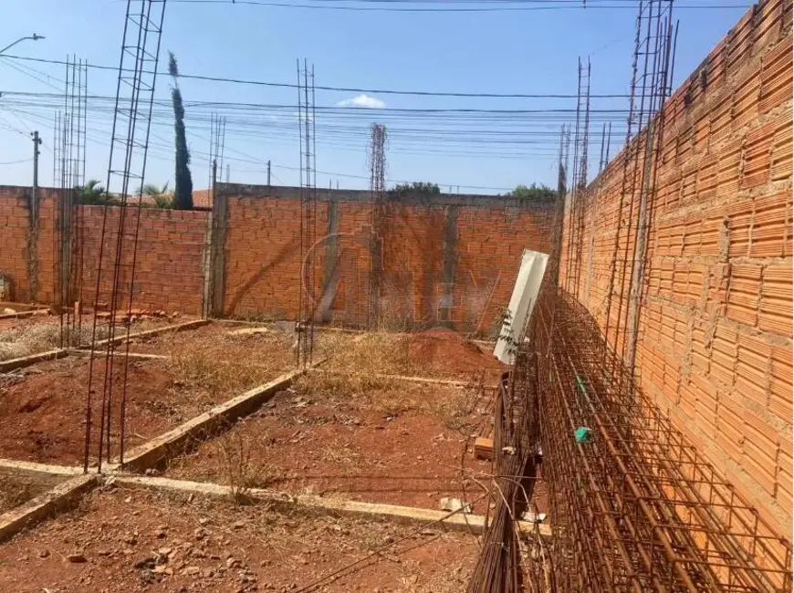 Foto 6 de Terreno / Lote à venda, 180m2 em Jardim Primavera, Montes Claros - MG