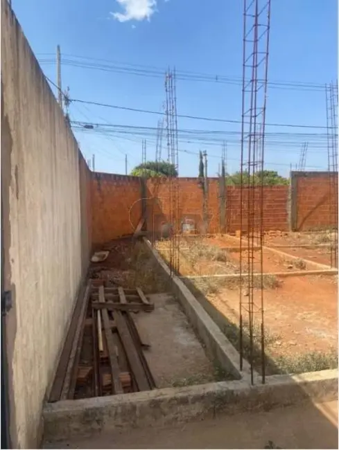 Foto 4 de Terreno / Lote à venda, 180m2 em Jardim Primavera, Montes Claros - MG