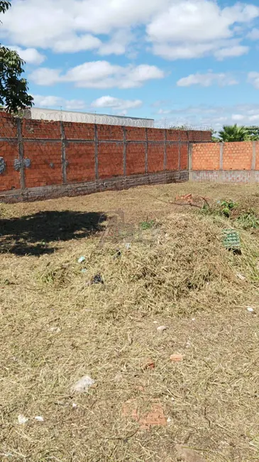 Terreno / Lote à venda, 450m2 em Guarujá, Montes Claros - MG - imagem 3 Foto 3 de Terreno / Lote à venda, 450m2 em Guarujá, Montes Claros - MG