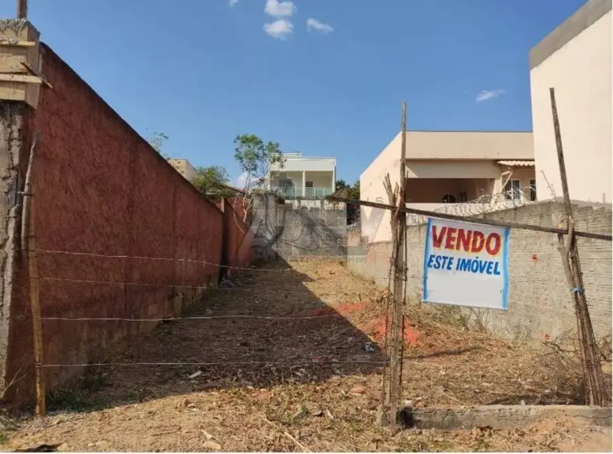Terreno / Lote à venda, 262m2 em Guarujá, Montes Claros - MG - imagem 5 Foto 5 de Terreno / Lote à venda, 262m2 em Guarujá, Montes Claros - MG