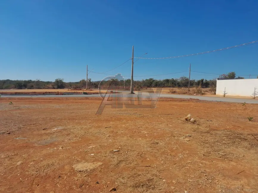 Terreno / Lote à venda, 180m2 em Montes Claros - MG - imagem 9 Foto 9 de Terreno / Lote à venda, 180m2 em Montes Claros - MG