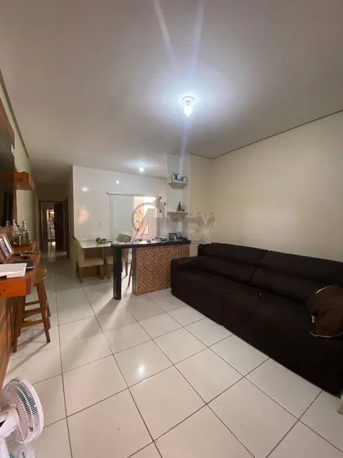 Foto 1 de Casa de Condomínio com 2 quartos à venda, 100m2 em Independência, Montes Claros - MG