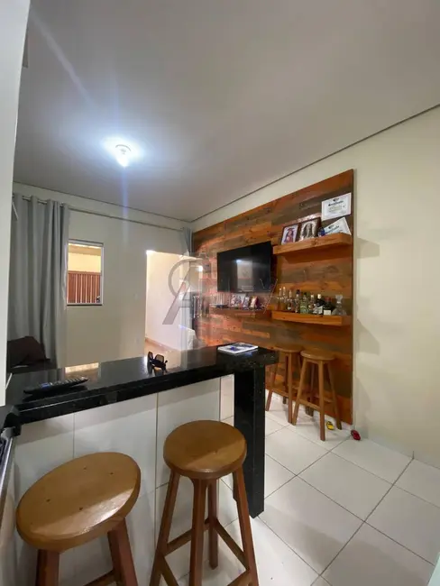 Foto 2 de Casa de Condomínio com 2 quartos à venda, 100m2 em Independência, Montes Claros - MG