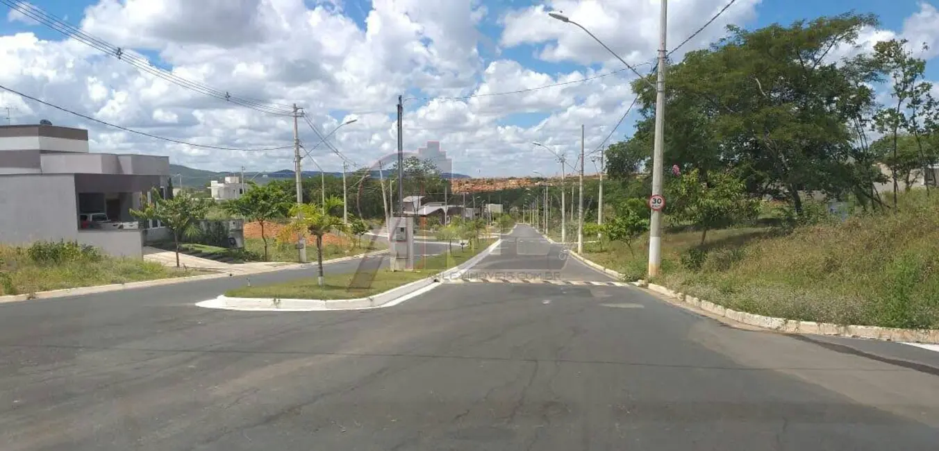 Terreno / Lote à venda, 415m2 em Montes Claros - MG - imagem 6 Foto 6 de Terreno / Lote à venda, 415m2 em Montes Claros - MG