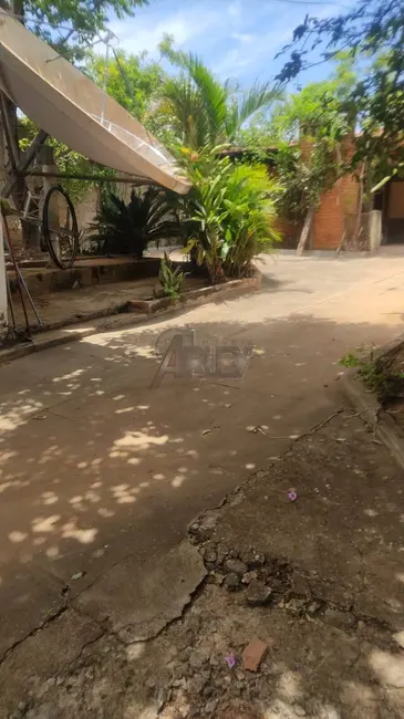 Foto 9 de Casa com 3 quartos à venda e para alugar em Interlagos, Montes Claros - MG