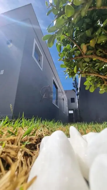 Foto 4 de Casa de Condomínio com 3 quartos à venda, 150m2 em Nossa Senhora das Graças, Montes Claros - MG