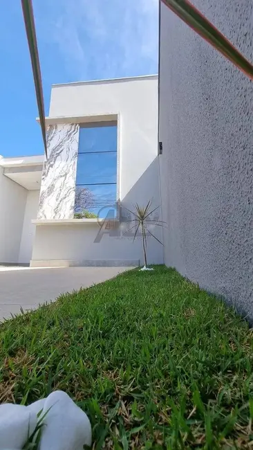 Foto 1 de Casa de Condomínio com 3 quartos à venda, 150m2 em Nossa Senhora das Graças, Montes Claros - MG