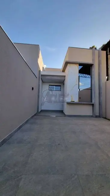 Foto 2 de Casa de Condomínio com 3 quartos à venda, 150m2 em Nossa Senhora das Graças, Montes Claros - MG