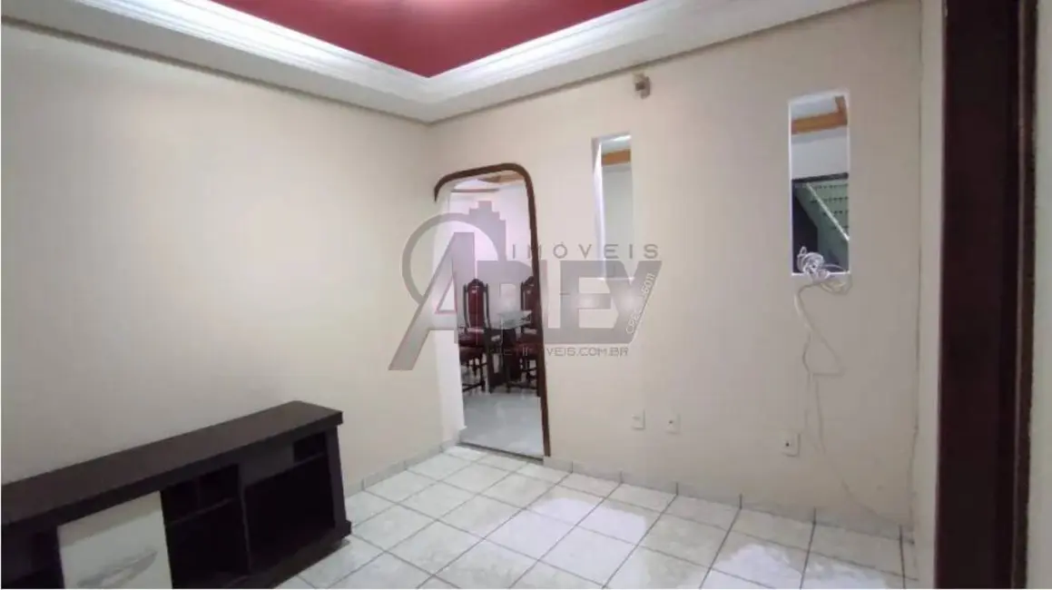 Foto 9 de Casa com 5 quartos à venda em Canelas, Montes Claros - MG