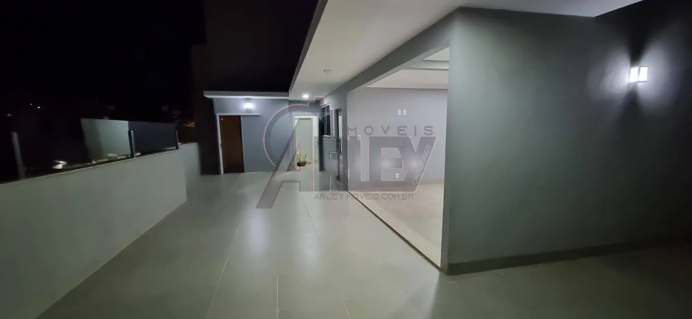 Foto 8 de Cobertura com 4 quartos à venda em Ibituruna, Montes Claros - MG