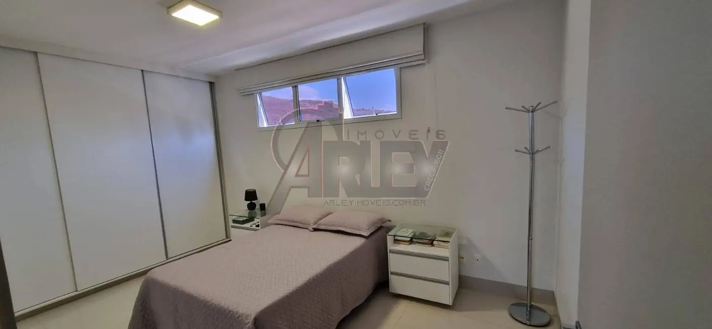 Foto 4 de Cobertura com 4 quartos à venda em Ibituruna, Montes Claros - MG