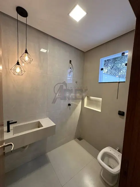 Foto 5 de Casa com 3 quartos à venda e para alugar, 248m2 em Montes Claros - MG