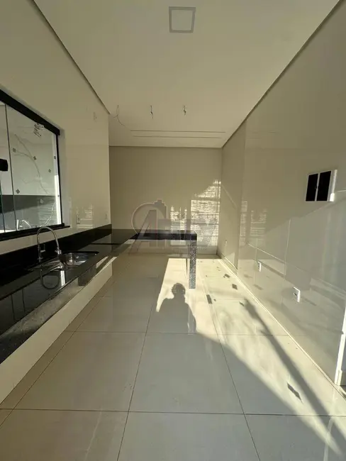 Casa com 3 quartos à venda, 190m2 em Delfino Magalhães, Montes Claros - MG - imagem 6 Foto 6 de Casa com 3 quartos à venda, 190m2 em Delfino Magalhães, Montes Claros - MG