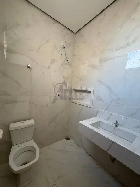 Foto 7 de Casa com 3 quartos à venda, 190m2 em Delfino Magalhães, Montes Claros - MG