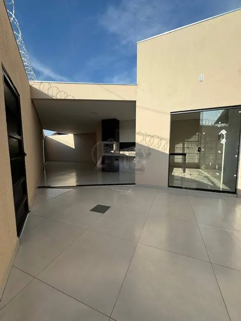 Foto 3 de Casa com 3 quartos à venda, 190m2 em Delfino Magalhães, Montes Claros - MG