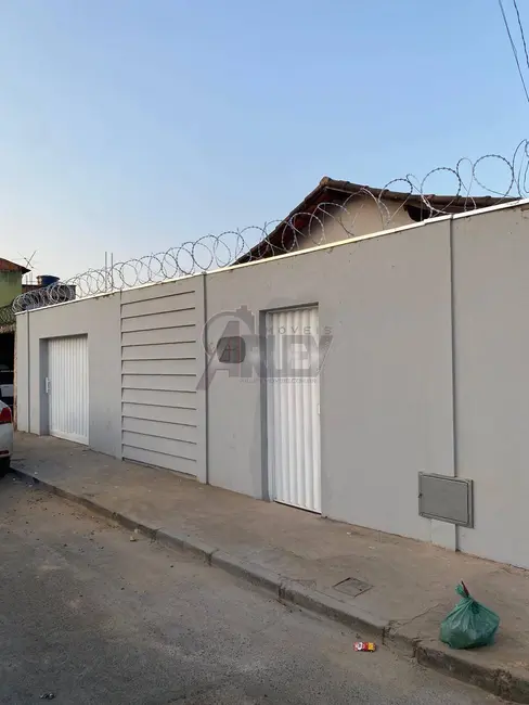 Foto 2 de Casa com 2 quartos à venda em Alto São João, Montes Claros - MG