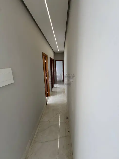 Foto 9 de Casa com 3 quartos à venda, 135m2 em Maracanã, Montes Claros - MG